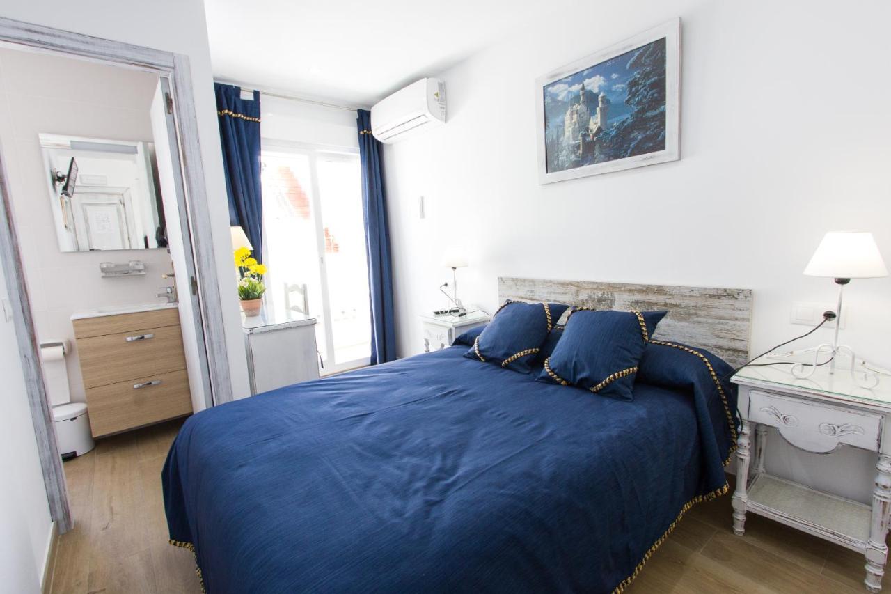 Hostal La Estrella Marbella Bagian luar foto